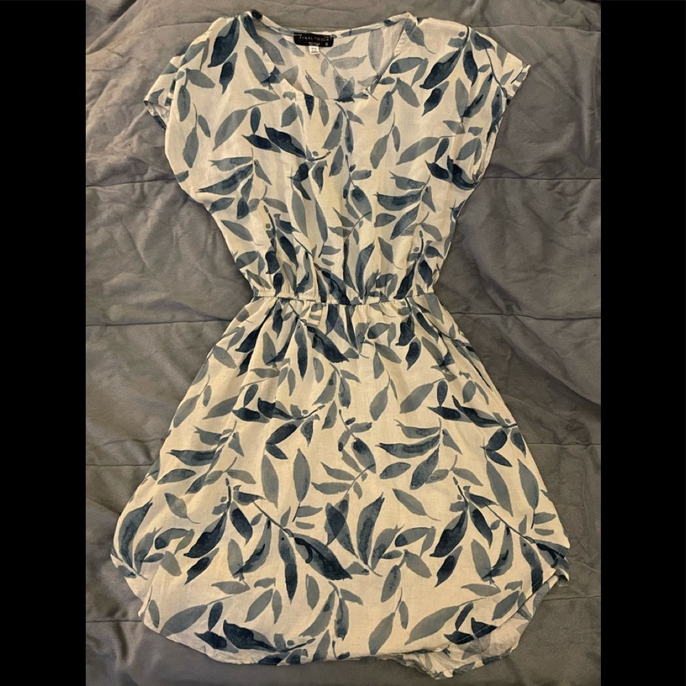 Final Touch Dress small